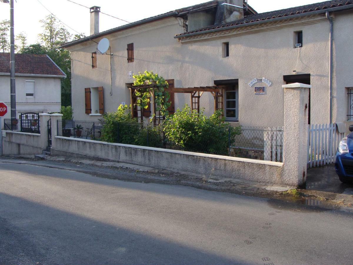 Rose Hill Appartement Lagorce  Buitenkant foto